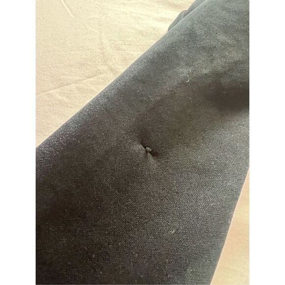 Under Armour Black Full Zip Sweatshirt Semi Fitted Woman’s Size Medium- A Few Sn - Picture 11 of 11